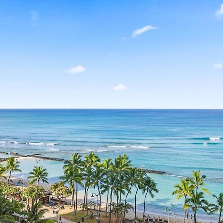Luxury Oceanfront 2 Bedroom Apartment At Waikiki Beach Tower ホノルル エクステリア 写真