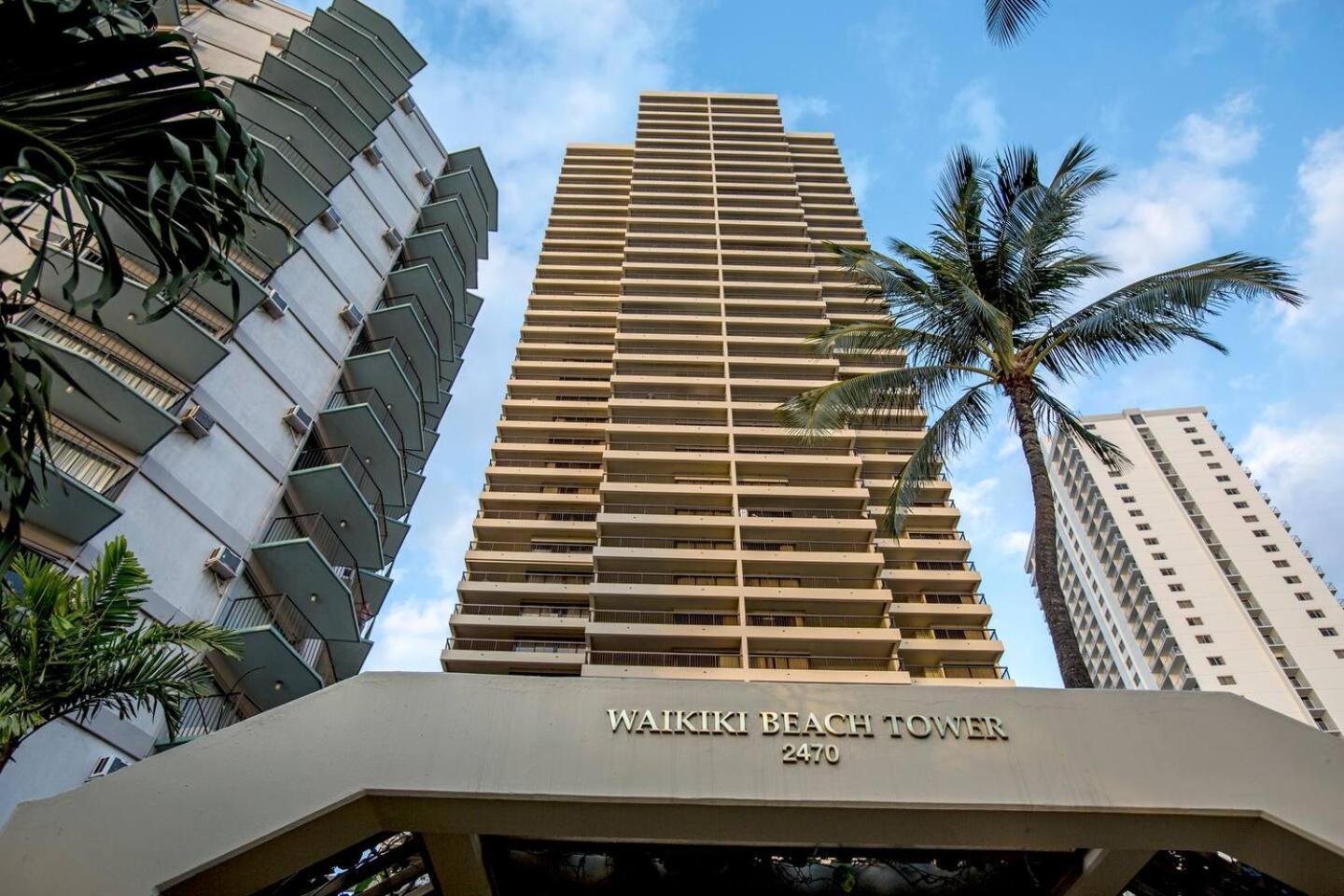 Luxury Oceanfront 2 Bedroom Apartment At Waikiki Beach Tower ホノルル エクステリア 写真