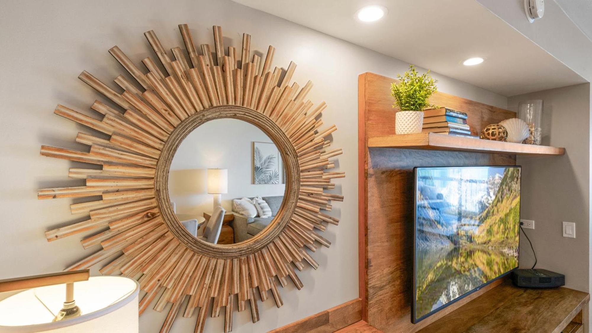 Luxury Oceanfront 2 Bedroom Apartment At Waikiki Beach Tower ホノルル エクステリア 写真